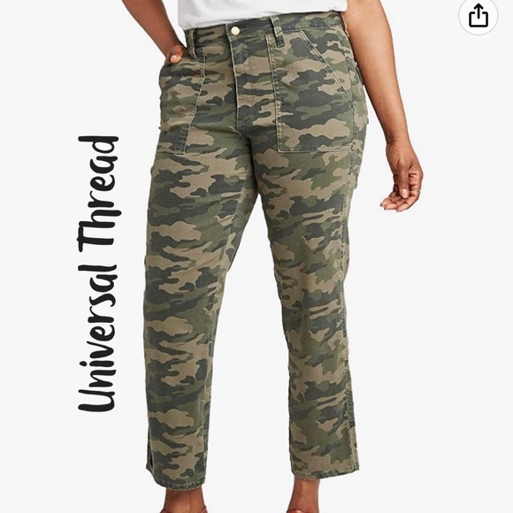 Universal Thread Ankle Length Cropped Cargo Pants. Gently Worn. Size 16/33R. - Picture 1 of 13